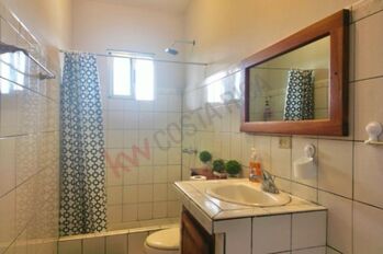 VENDO PROPIEDAD CASA + 2 APTOS EN CIUDAD COLÓN. in Colón, Mora, San José — $980,000 - Photo 5 of 20