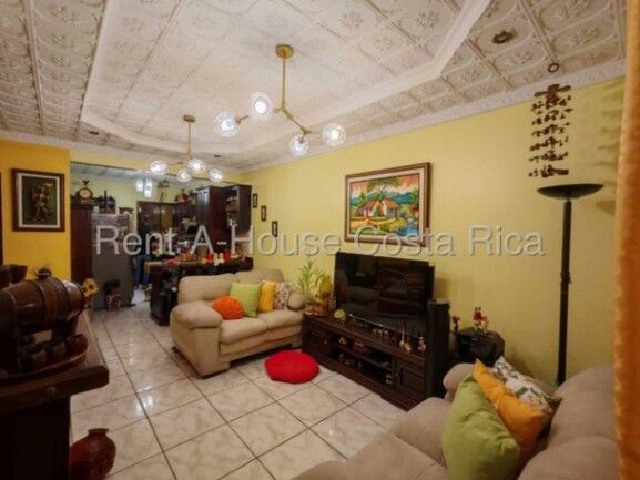 MLS-26-1426 LS VENTA CASA SAN JOSE ALAJUELA CONTACTENOS AL # 86127562 en San José, Alajuela — ₡ 75 000 000