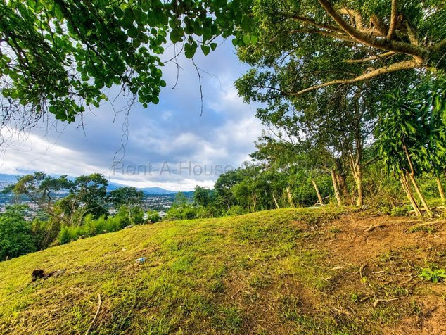 Se vende lote en San Antonio Escazú 27-144 in San Antonio, Escazú, San José — ₡ 70 000 000