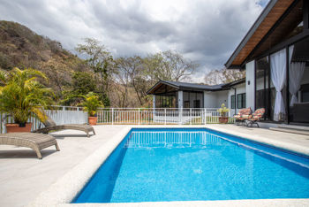 Luxury Estate for Sale in Las Rocas, Atenas Costa Rica in Concepción, Atenas, Alajuela — $995,000 - Photo 5 of 72