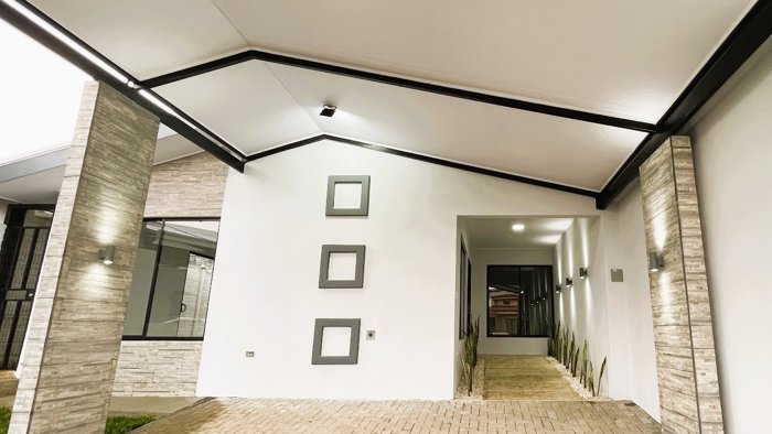 SE VENDE CASA EN SAN RAMON, ALAJUELA en San Ramón, Alajuela — $230,000 - Foto 3 de 28