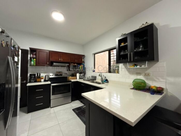 Casa en condominio ideal para inversión #26-1628 GS en San Francisco, Heredia — $230,000