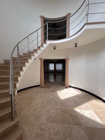 Alquiler o Venta de excelente Casa en Exclusivo Condominio en La Guacima. en Guácima, Alajuela — $4,200