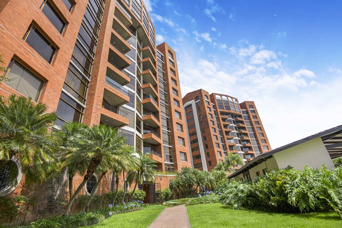 Apartamento de Lujo en Monte Plata, Escazú – 370 m² en Escazú, San José — $6,000
