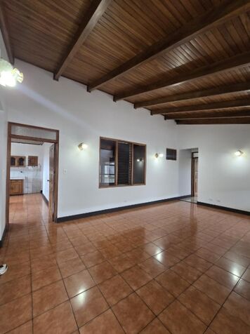 SE VENDE BELLA PROPIEDAD Y CASA EN LA GARITA.  en Garita, Alajuela — ₡ 280 000 000