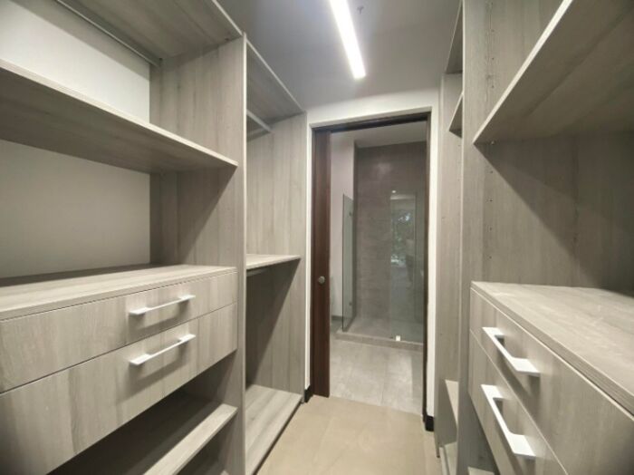 Alquiler de Apartamento en Pozos de Santa Ana. RAH 25-1739 en Pozos, Santa Ana, San José — $950