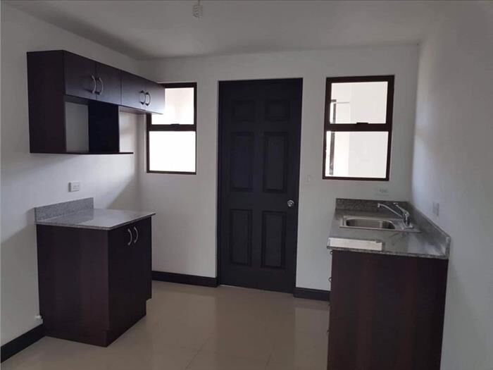 VENTA DE APARTAMENTO, HATILLO, TORRES DE MONTERREY en Hatillo, San José — ₡ 46 000 000