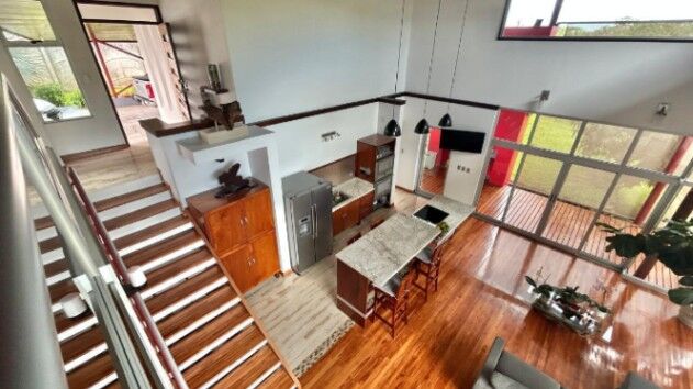 Venta de Casa de Lujo con Terreno de 2400mt2 en la Guácima 26-207 in Guácima, Alajuela — $375,000