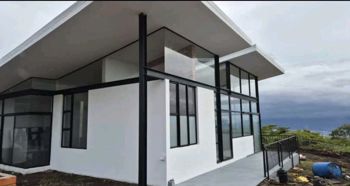 SE VENDE/SE ALQUILA Hermosa casa San Rafael de Heredia Cod EM 1511 en Ángeles, San Rafael, Heredia — $900,000 - Foto 3 de 10