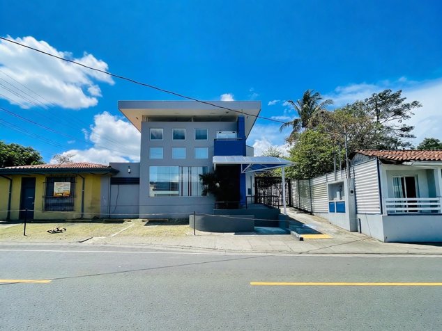 ALQUILER DE LOCAL COMERCIAL, SAN RAFAEL, ESCAZÚ in San Rafael, Escazú, San José — $4,250