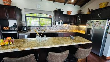 VENTA DE QUINTA CON CASA Y PISCINA, ALAJUELA, SAN PEDRO DE POÁS in San Pedro, Poás, Alajuela — $595,000 - Photo 5 of 14