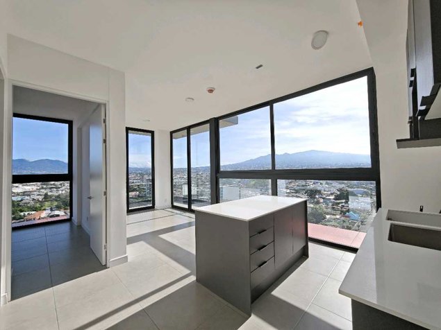 VENTA DE APARTAMENTO CON VISTA PANORAMICA BO ESCALANTE in Carmen, San José — $235,000