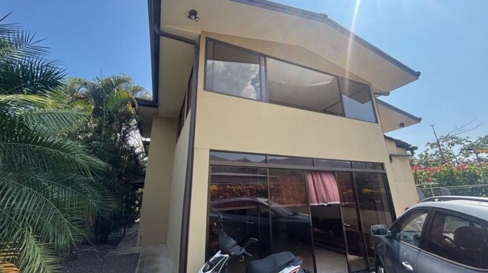 Amplias casas con bonitos acabados en el campo de Atenas in Atenas, Alajuela — $355,000