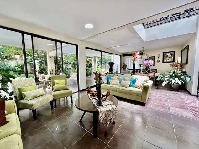 Se Vende Casa en Francosta Heredia en Ulloa, Heredia — $2,800