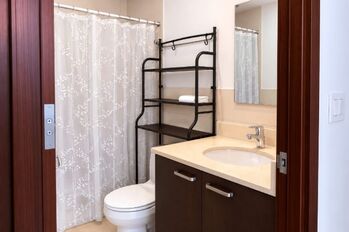 Alquiler de Apartamento en Paseo Colón, San José. en Carmen, San José — $1,500 - Foto 4 de 10