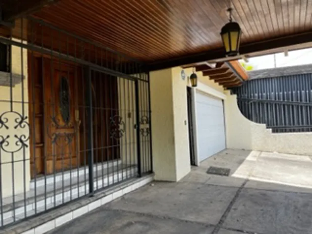 Alquiler de Amplia casa en Rohrmoser Cod RA 1124 in Pavas, San José — $6,500 - Photo 2 of 38