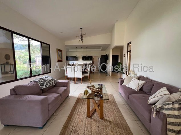 Venta de Impresionante Casa en Piedades, Santa Ana / Mls. 26-1487 OFC JB en Piedades, Santa Ana, San José — $395,000 - Foto 2 de 9