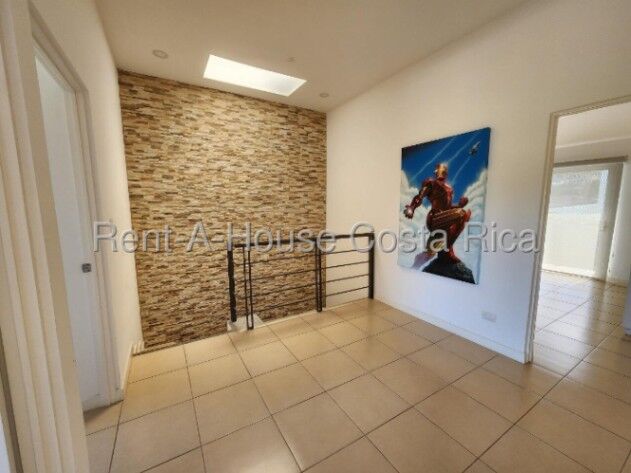 Se alquila casa en Brasil Santa Ana 26-1439 en Brasil, Santa Ana, San José — $1,500