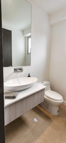 ALQUILER DE PENTHOUSE ALTA GAMA EN GUACHIPELÍN DE ESCAZÚ. in Escazú, San José — ₡ 3 000