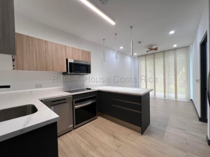 Alquiler apartamento tipo estudio a estrenar #26-1960 GS in Santa Ana, San José — $1,250