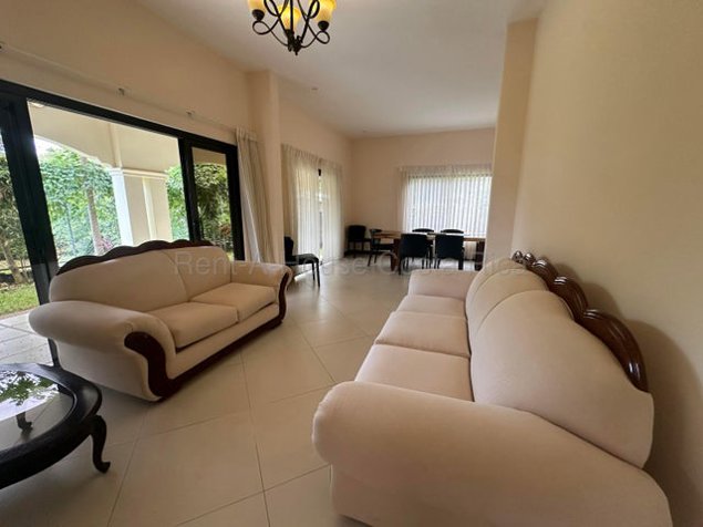 Venta de Casa en Mora-Colón. RAH 27-566 en Colón, Mora, San José — $550,000 - Foto 2 de 16