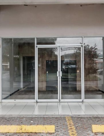 ALQUILER DE LOCAL, HEREDIA, LAGUNILLA, CENTRO COMERCIAL LAGUNILLAS in Heredia — $1,400