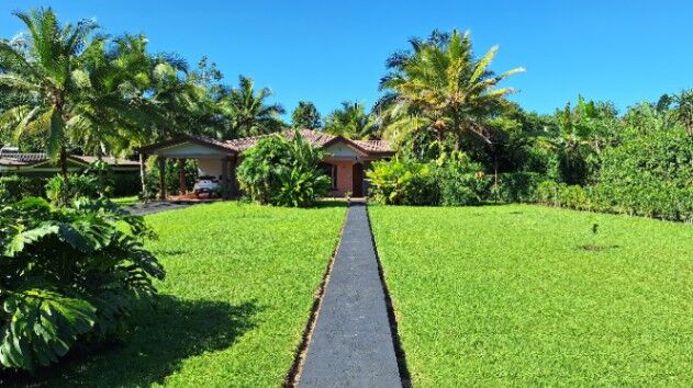 PROPIEDAD CON 2 CASAS EN PEREZ ZELEDON, COSTA RICA. in San Isidro De El General, Pérez Zeledón, San José — $315,000