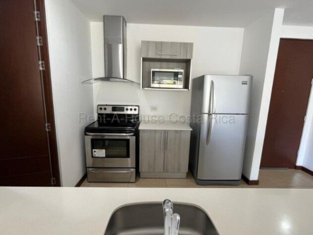 Alquiler de Apartamento Amueblado en Escazú-San Rafael. RAH 26-1705 in San Rafael, Escazú, San José — $1,900