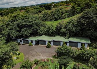 Cabin Complex for Sale in Sarchí Norte, Alajuela in Sarchí Norte, Sarchí, Alajuela — $300,000 - Photo 2 of 10