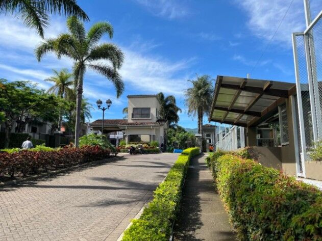 Venta de Apartamento en Pozos de Santa Ana. RAH 26-127 PRECIO REBAJADO in Pozos, Santa Ana, San José — $220,000