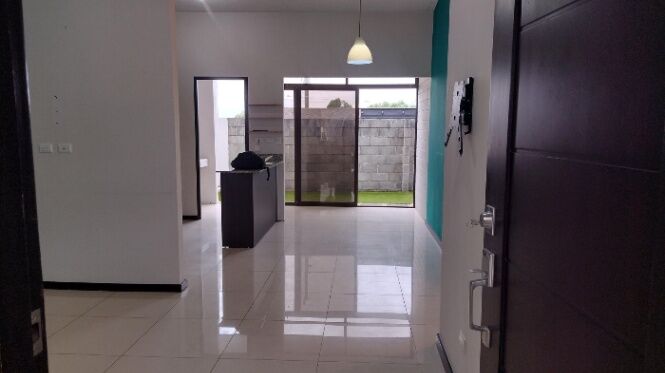 Venta de Casa en Exclusivo Condominio, La Trinidad de Moravia RAH 26-352 in La Trinidad, Moravia, San José — $174,800
