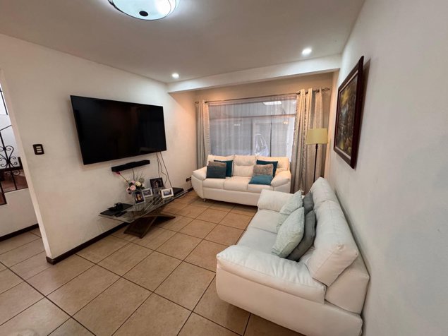 Venta de casa en Tres Ríos, Paso Real in Concepción, La Unión, Cartago — ₡ 95 000 000 - Photo 3 of 19