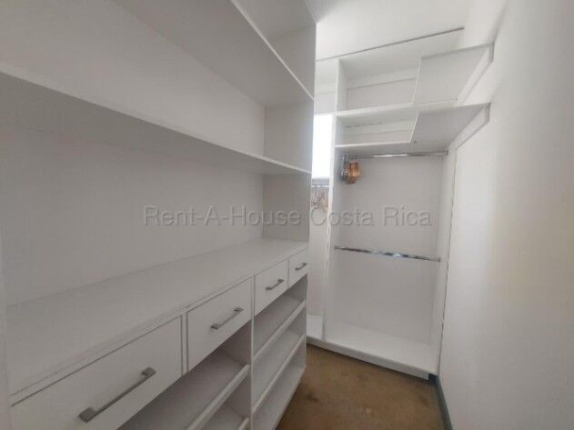 Casa moderna con luz natural en Santa Ana #26-1779 GS in Piedades, Santa Ana, San José — $224,000