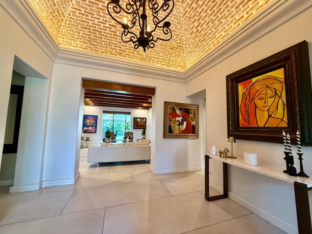 Casa en condominio para la venta en lindora con amplio jardín in Jardín, Dota, San José — $1,200,000