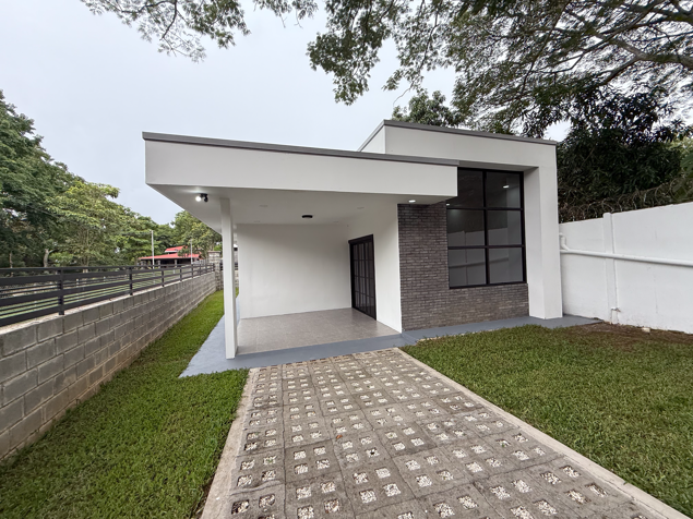 Venta de casa en Atenas en Atenas, Alajuela — $185,000