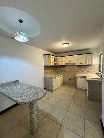 Apartamentos en Venta en Escazu,San Rafael  5PJG10014397 in San Antonio, Escazú, San José — $400,000