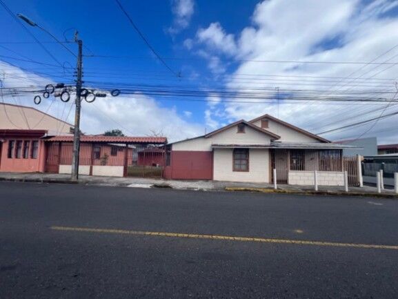 Propiedad a la venta in San Rafael, Heredia — ₡ 350 000 000