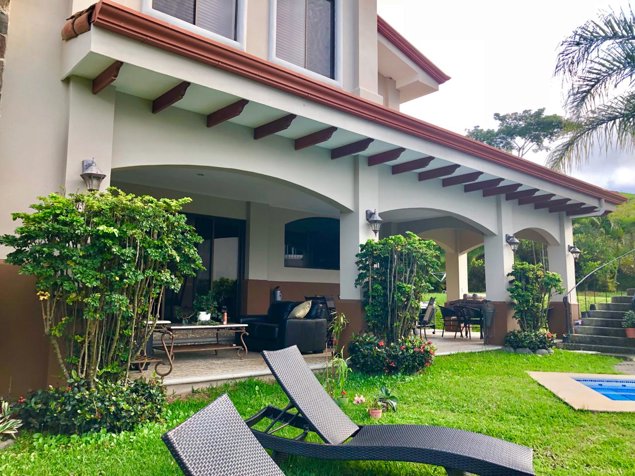 Alquiler de Casa Cerro Colón COD RG1255 in Colón, Mora, San José — $6,000