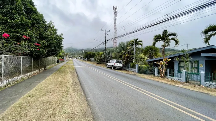 SE VENDE LOTE CON CASA EN ZARAGOZA, PALMARES in Zaragoza, Palmares, Alajuela — $586,000 - Photo 3 of 42