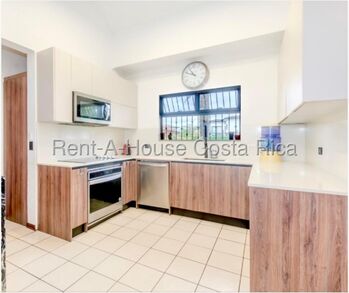 Venta casa de lujo con amplio terreno y seguridad #26-1434 GS en Guácima, Alajuela — $525,000 - Foto 4 de 11