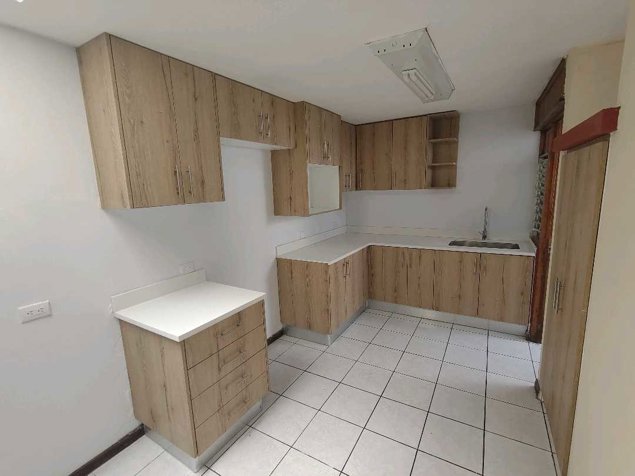 VENDO HERMOSA CASA EN CONDOMINIO COROBICÍ, MORAVIA in San Vicente, Moravia, San José — ₡ 68 000 000