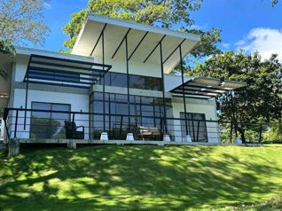 Casa de 3 cuartos en Lomas del Sol a solo 5 mimutos de playa Marbella en Cuajiniquil, Santa Cruz, Guanacaste — $279,000 - Foto 2 de 15