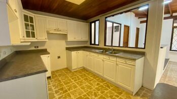 Se vende casa con patio en Zapote San José 26-1223 en Zapote, San José — $260,000 - Foto 4 de 20