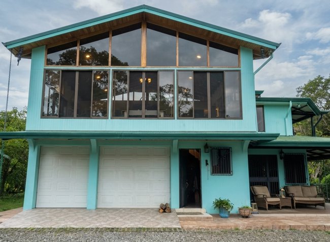 Finca Plana con 2 Casas en Venta Palomo Cartago 16.000 m² en Paraíso, Cartago — $550,000