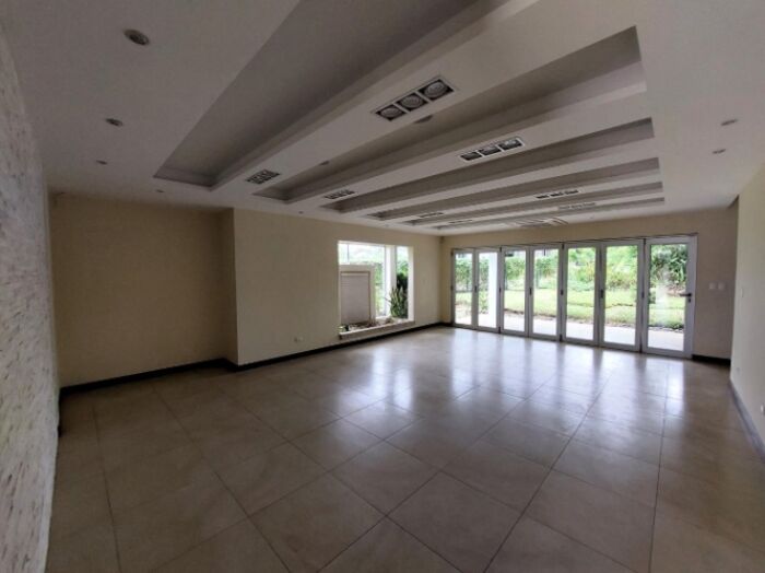 Alquiler de Estupenda Casa en Alajuela / Mls. 26-50 OFC JB en San Rafael, Alajuela — $4,500