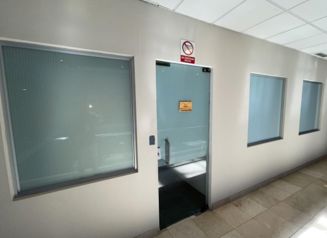 ALQUILER DE OFICINA, SAN JOSE, ESCAZU, PLAZA ROBLE in Escazú, San José — $5,969 - Photo 2 of 12