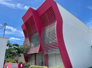 Moderno Edificio Comercial en Venta in El Tejar, El Guarco, Cartago — $1,500,000 - Photo 2 of 34
