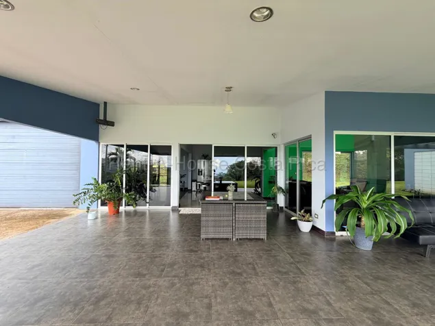 Venta de Casa en Puriscal con Amplios Jardines #26-1877 GS in Mercedes Sur, Puriscal, San José — $375,000 - Photo 2 of 12