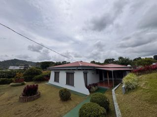 Casa en alquiler – Zaragoza, Palmares ¢500,000 in Zaragoza, Palmares, Alajuela — 500 000 ₡ - Photo 2 of 16