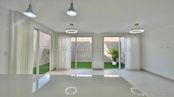 casa en alquiler in Piedades, Santa Ana, San José — $2,200 - Photo 5 of 23